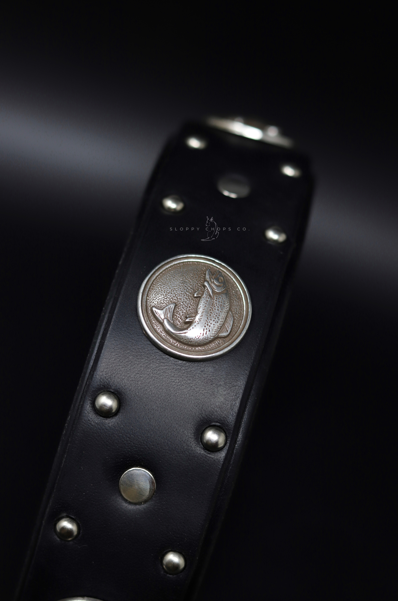 The 'Massif Concho' Leather Collar (1.5