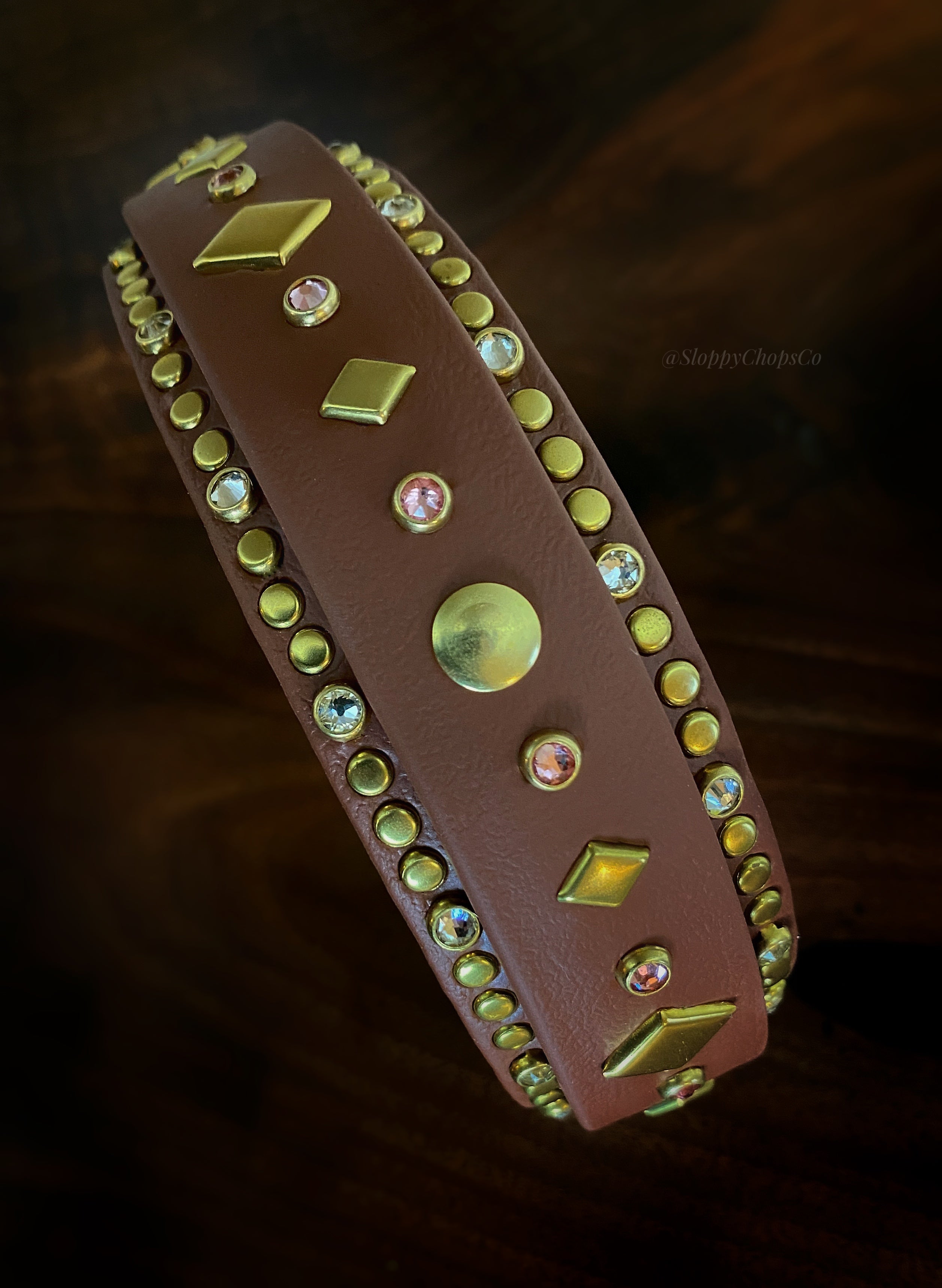 The 'Mantis' Collar