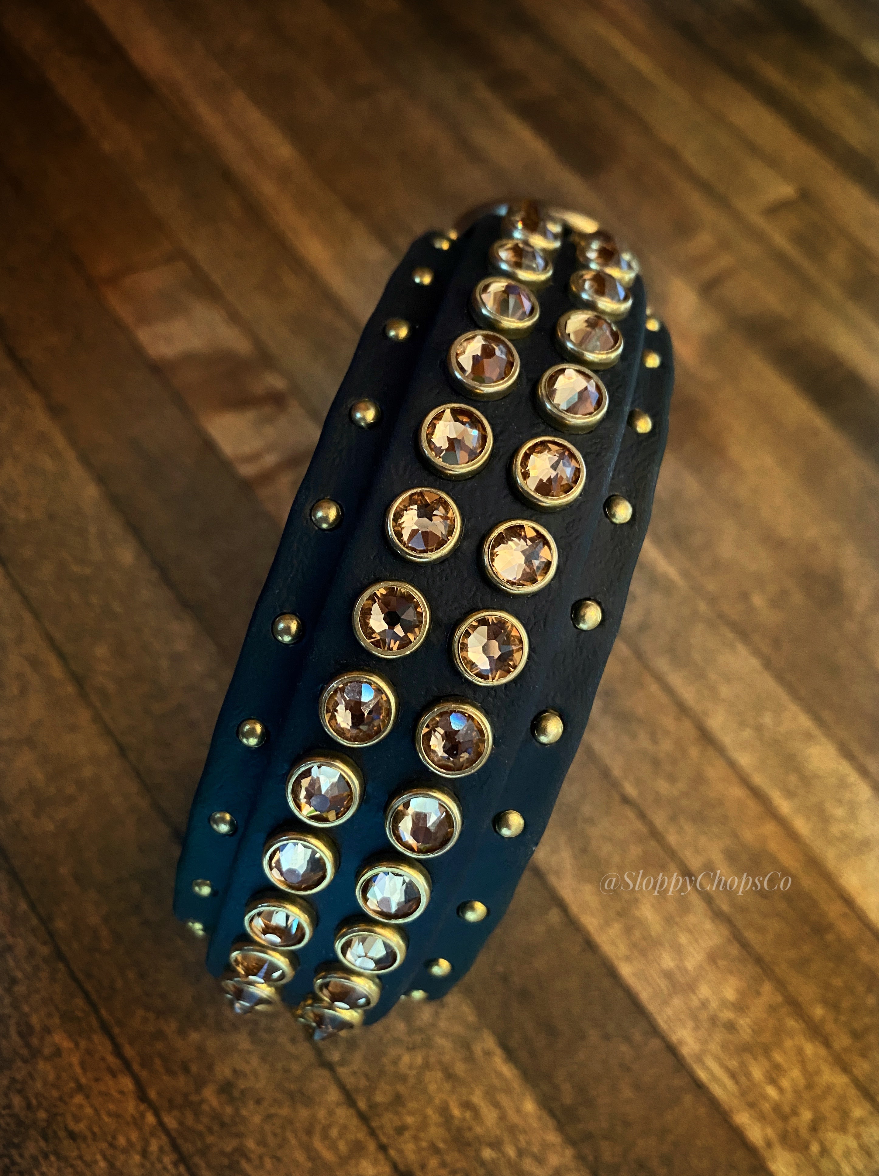 The 'Lorelei' Collar