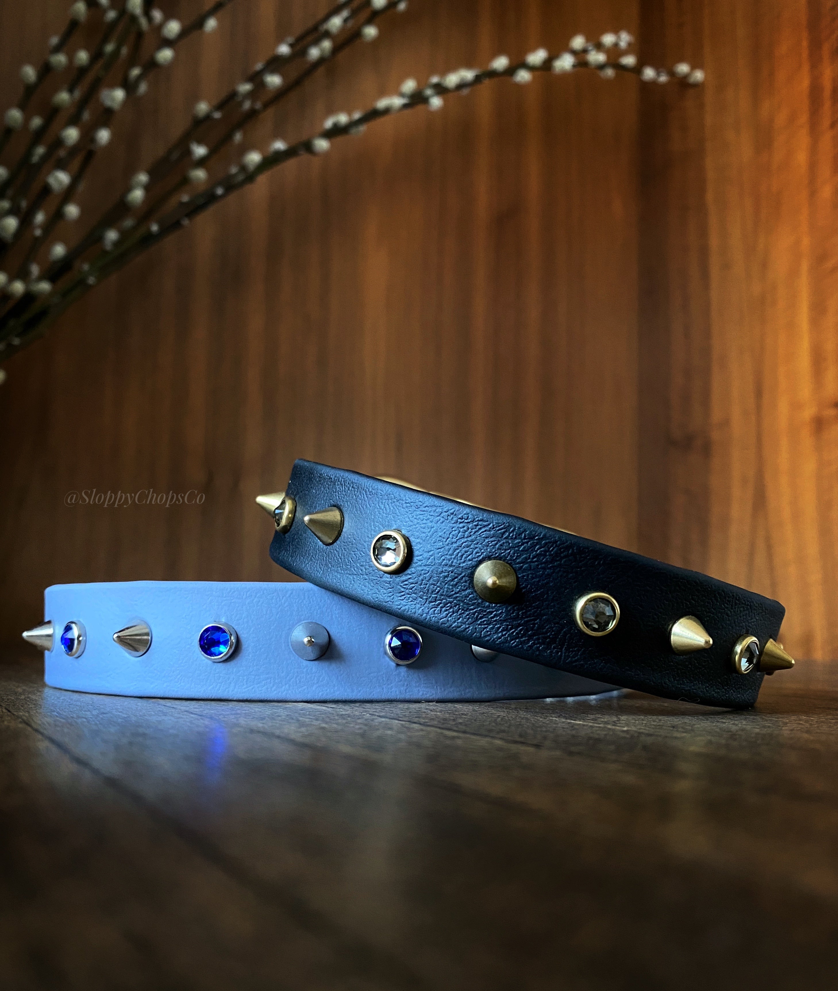 The 'Roses & Thorns' Collar