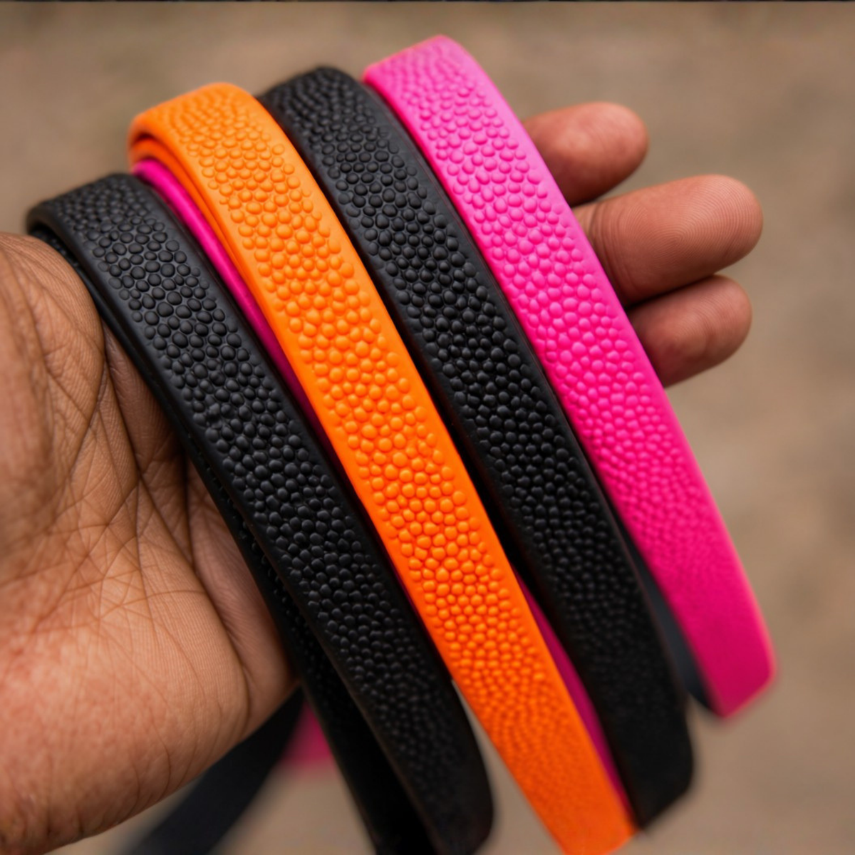 Comfort Grip Pebble Leash | BioThane