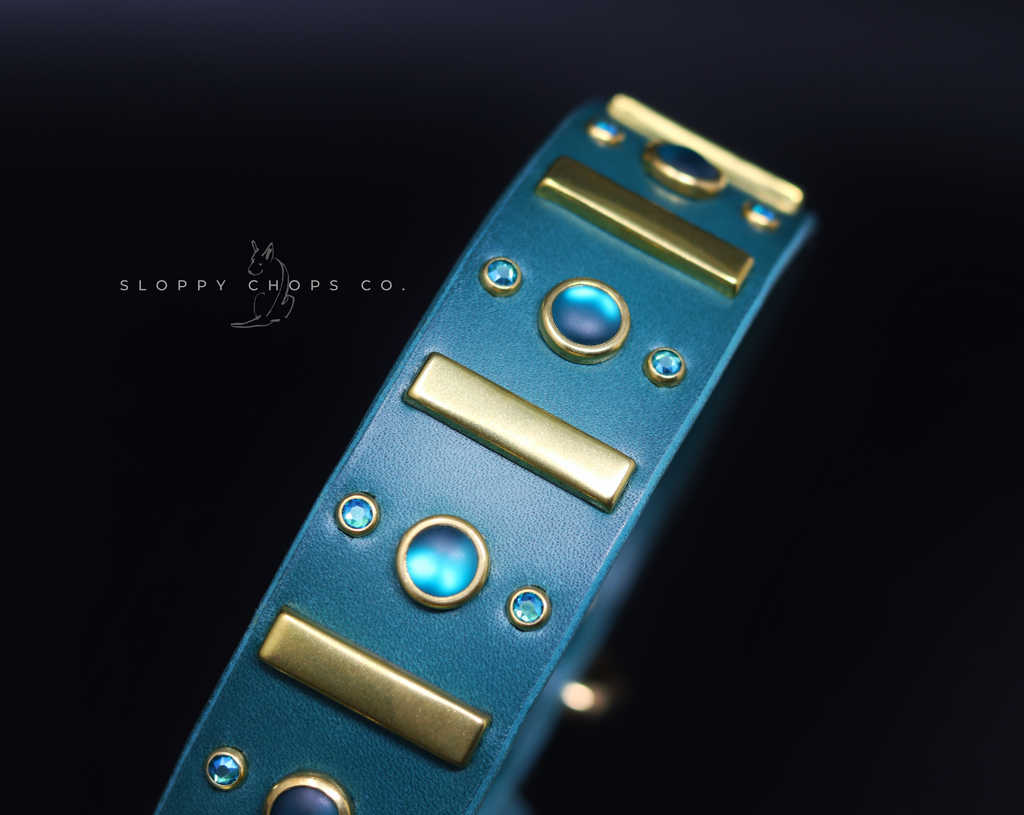The 'Artemis' Leather Collar (1.5" panel)